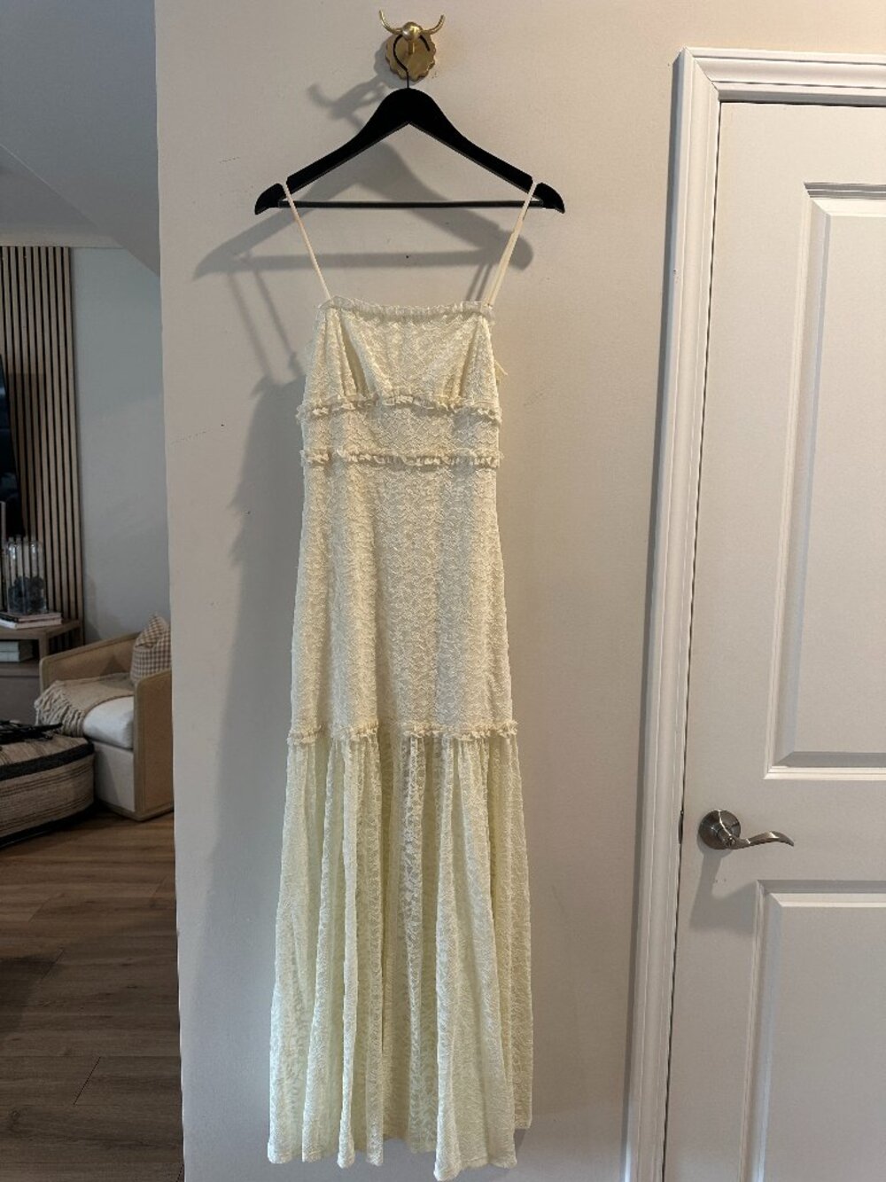 ASTR The Label Ruffle Detail Lace Maxi Dress in Ivory Size Small